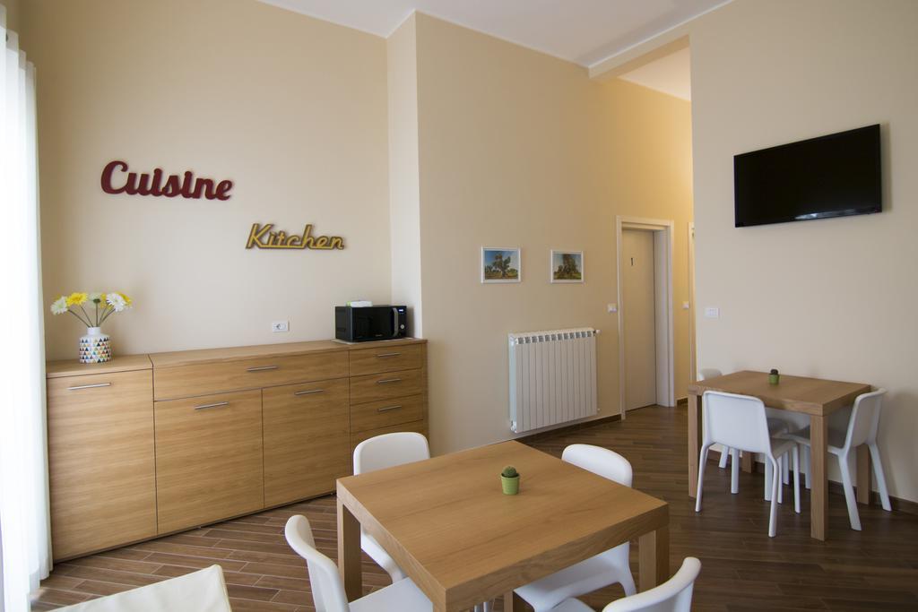 Golden House Hotel Mesagne Exterior photo